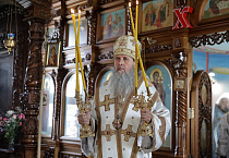 Митрополит Даниил совершил Литургию в престольный праздник храма поселка Лебяжье