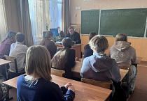 Урок семьеведения провёл священник в курганской школе №45