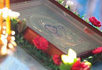 В Никольском храме села Гладковское состоялась архиерейская Литургия