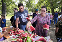 На речке Глядяна прошёл слёт православной молодежи Курганской епархии