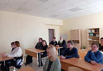 На приходах Курганской епархии проходят просмотры патриотических фильмов