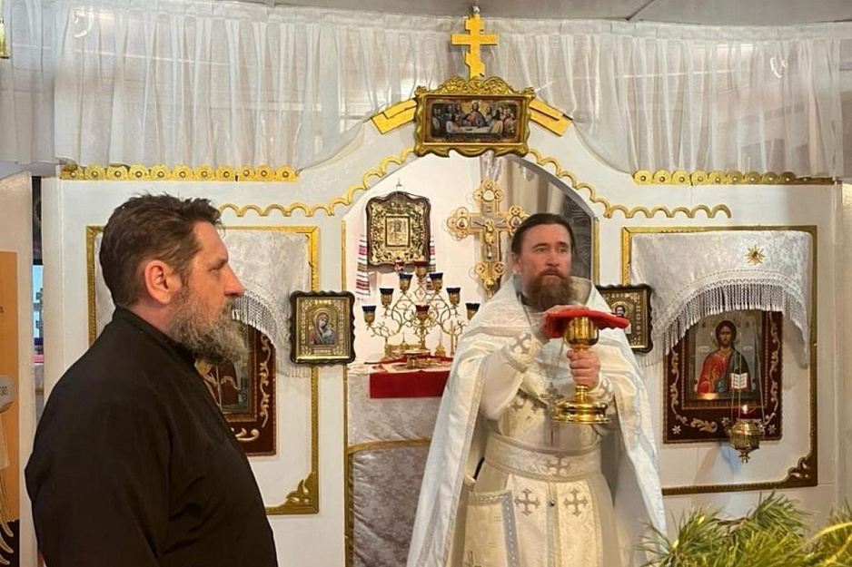 В Варгашинском храме встретили Рождество