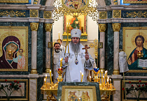 В частоозерском храме состоялась архиерейская Литургия