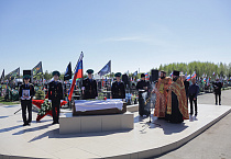 В Кургане состоялось погребение останков погибшего в 1941 году советского воина – деда секретаря Курганской епархии