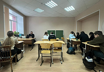 Священник села Садовое провёл уроки нравственности в местной школе