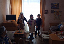 Зауральские воспитанники воскресной школы выступили с концертом в доме-интернате