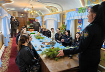 В Кургане студенты побывала в Пантелеимоновском храме