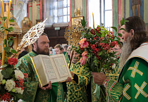 Митрополит Даниил в шестой раз совершил Литургию в престольный праздник Троицкого собора Кургана