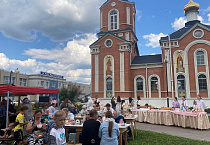 Фестиваль «Дни белого цветка» проходит в Курганской епархии