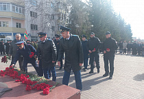 В Кургане священники участвовали в митинге в честь прибытия «Эстафеты Победы»