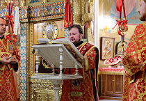 Митрополит Даниил совершил Литургию в день поминовения усопших