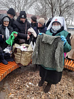 В Кургане ЦГП «Надежда» в ноябре снабжал нуждающихся теплыми вещами