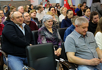«“Хрустальная” девушка с “богатырским” характером»: в Юговке прошла презентация фильма Курганской епархии о паралимпийской спортсменке