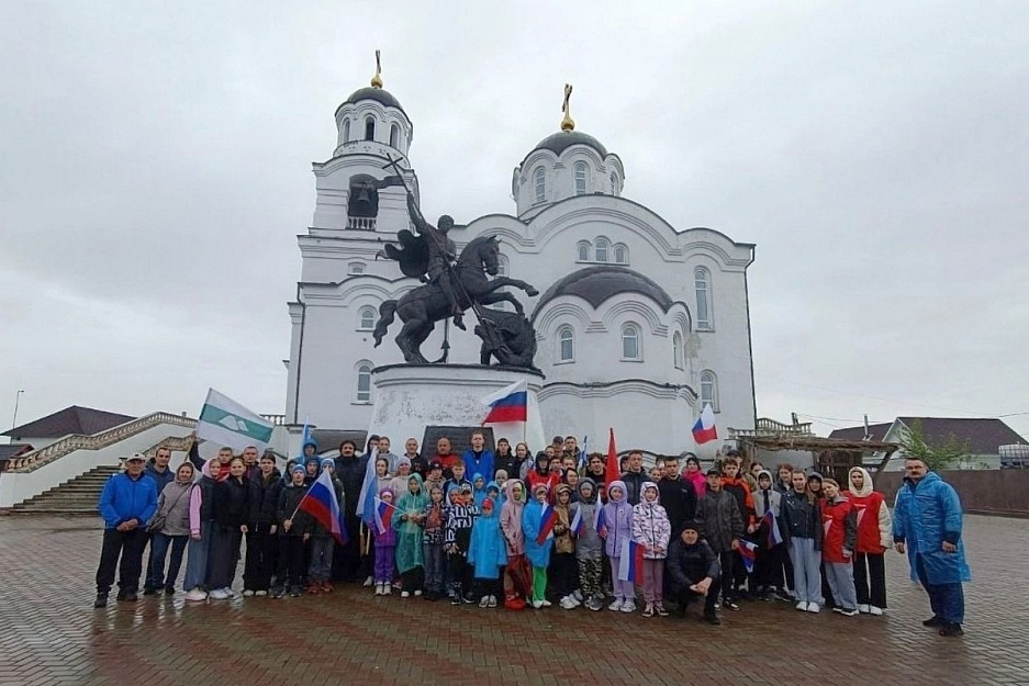 Священник из Частоозерья принял участие в традиционном легкоатлетическом забеге