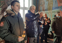 Курганский священник принял участие в захоронении останков бойца Красной Армии