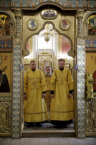 Литургия в кафедральном соборе в воскресный день