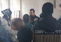 Школьники из села Яровое побывали в Троицком храме Половинного