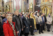 В Рождество Христово митрополит Даниил совершил ночную праздничную службу