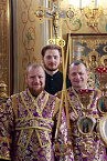 Митрополит Даниил совершил Литургию в Крестопоклонную неделю в курганском кафедральном соборе