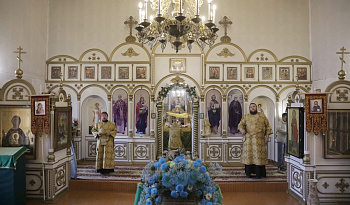 Литургия в день памяти свтт. Гурия, архиеп. Казанского, и Варсонофия, еп. Тверского
