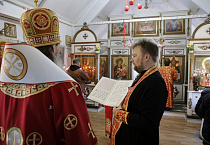 В храме села Садовое совершена первая архиерейская Литургия