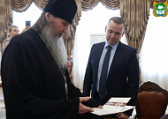 Патриарх Московский и Всея Руси Кирилл поздравил Губернатора Вадима Шумкова с юбилеем 