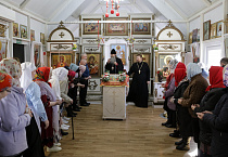 В храме села Садовое совершена первая архиерейская Литургия