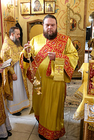 Литургия в день памяти свт. Агафангела исп., митр. Ярославского