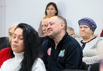 В Кургане воспитанники  воскресной школы при Александро-Невском соборе  подготовили концерт к  Дню матери