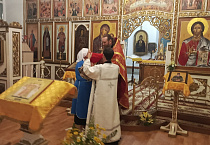 В Кургане прошли ночные богослужения в память о расстрелянной Царской Семье