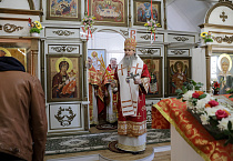 В храме села Садовое совершена первая архиерейская Литургия