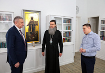 Курганский сенатор Сергей Муратов получил награду ВРНС за поддержку Русского мира