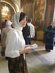 В Кургане команда волонтеров Александро-Невского собора помогла в организации богослужений