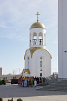 В Светлый понедельник митрополит Даниил совершил Литургию в Троицком соборе Кургана
