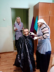  Курганские сёстры милосердия провели акцию «Серебряный волос» в доме-интернате для престарелых