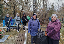 В Зауралье члены СПЖ накормили участников субботника горячей кашей