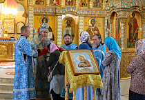 В день Почаевской иконы Божией Матери митрополит Даниил совершил Литургию в главном храме Кургана