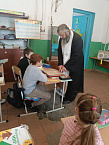 Открытый урок для младшеклассников провёл священник из зауральского села