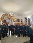 В Кургане священник вместе с огнеборцами помолился небесной покровительнице