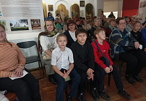 Ученики Епархиальной воскресной школы познакомились с особенностями иконописания