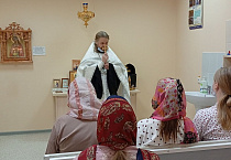 В день памяти святого покровителя младенцев в Кургане прошли молебны