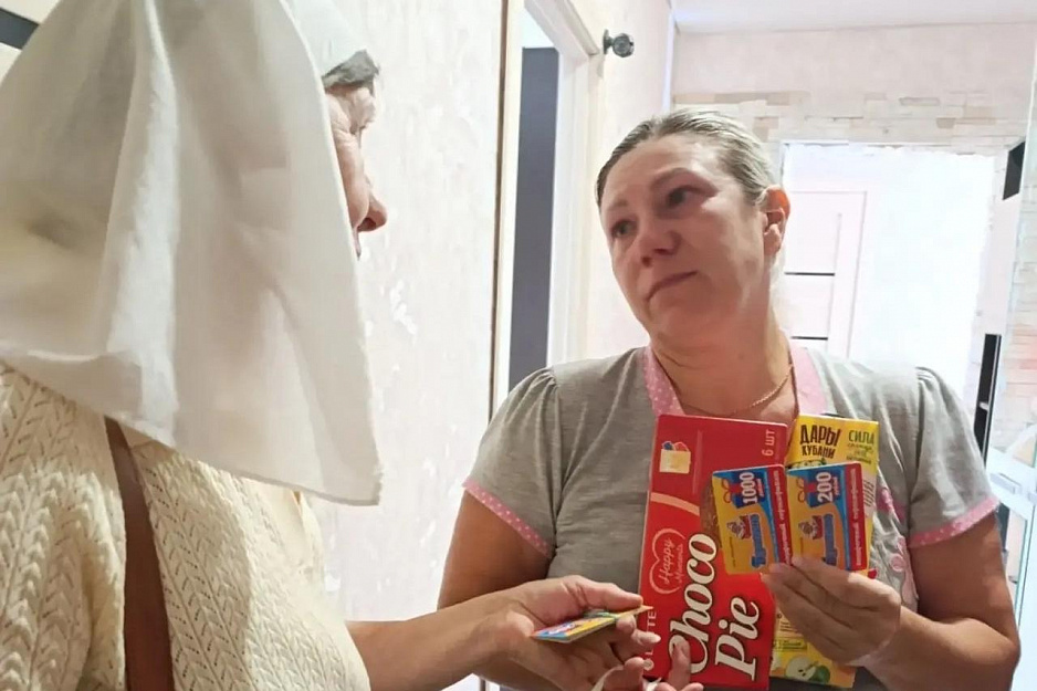 В Кургане «Экипаж Милосердия» посетил 5 малоимущих семей