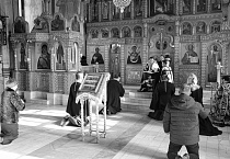 В первый день Великого поста митрополит Даниил молился за богослужением в курганском кафедральном соборе