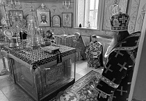 Митрополит Даниил совершил Литургию в понедельник Страстной седмицы