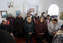 В храме села Мендерское состоялась Литургия в честь престольного праздника