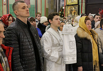 В Рождество Христово митрополит Даниил совершил ночную праздничную службу