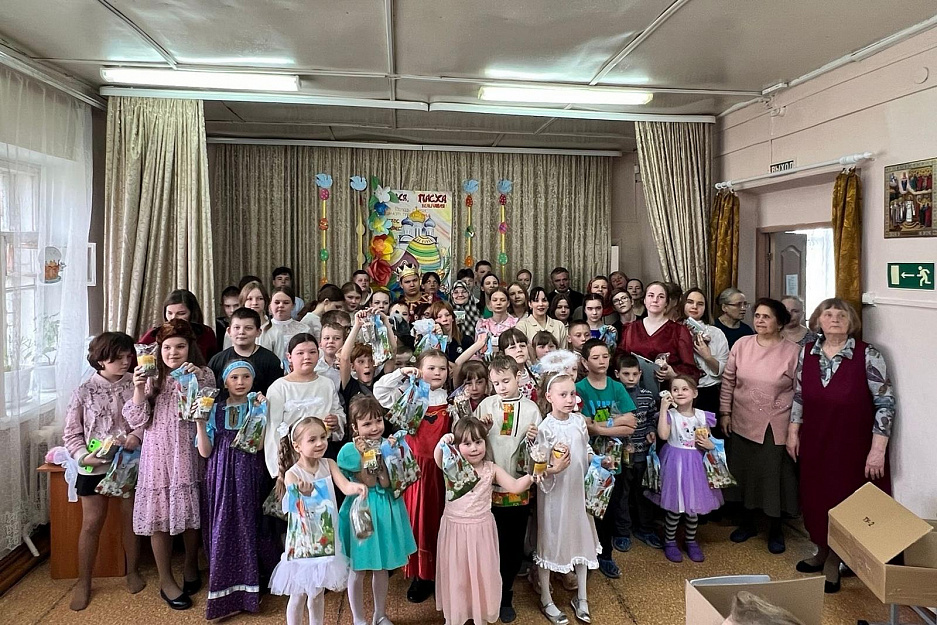В Кургане в воскресной школе «Покров» прошел пасхальный праздник