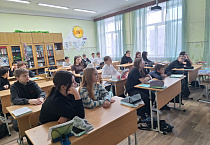 В курганской школе семиклассникам рассказали о Рождестве Христовом