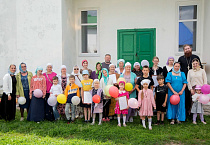 В Зауралье у стен сельского храма прошел праздник семьи