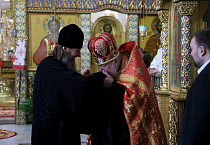 На Пасхальной великой вечерне священники Курганской епархии были удостоены церковных наград
